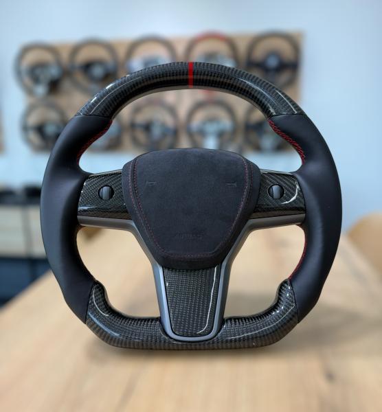 Tesla Model 3 Model Y Carbon Lenkrad neu beziehen